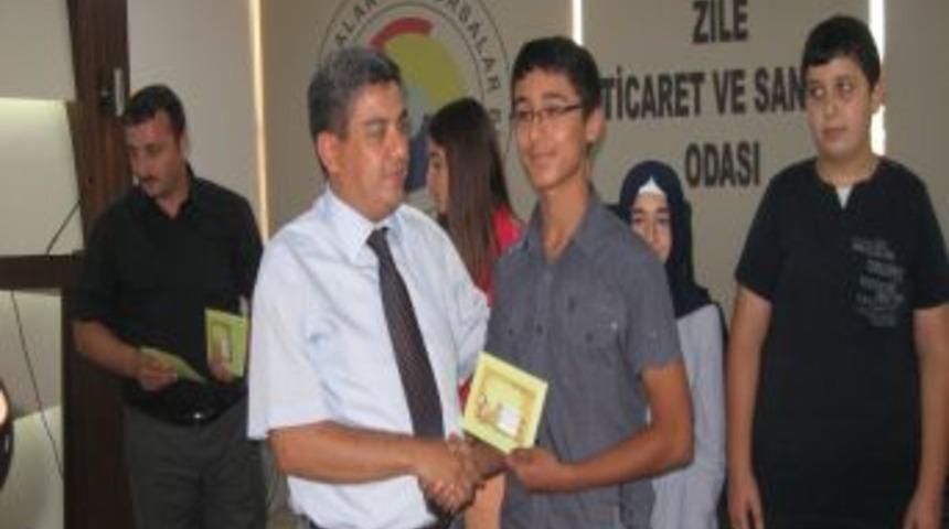 Zile'de LYS VE SBS'de Başarılı &Ouml;ğrencilere Altın Verildi