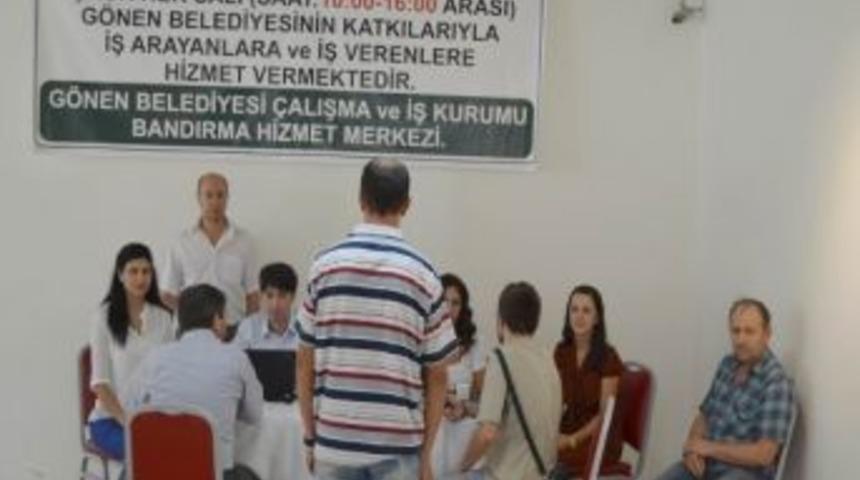 G&ouml;nen Belediyesi İş-kur İle Vatandaşları Bir Araya Getirdi