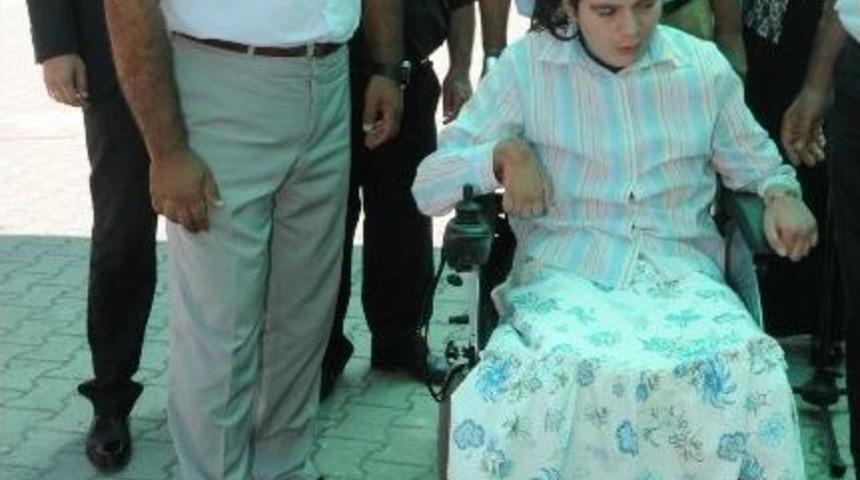 Engellilerin Ara&ccedil; Sevinci