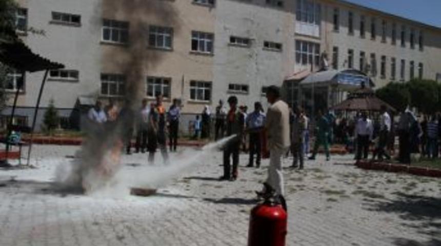 Muradiye Devlet Hastanesi&rsquo;nde Tatbikat