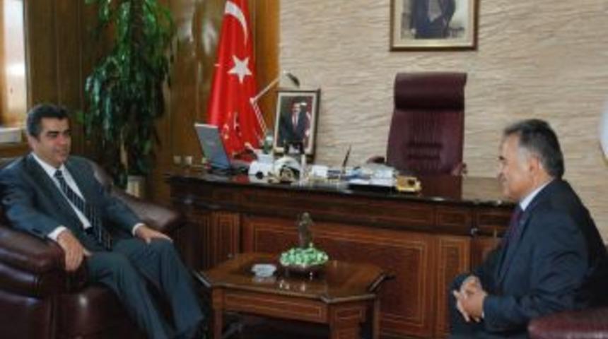 Vali D&uuml;zg&uuml;n: T&uuml;rkiye'ye &Ouml;rnek G&ouml;sterilen Bir Ile Hizmet I&ccedil;in G&ouml;revlendirildim