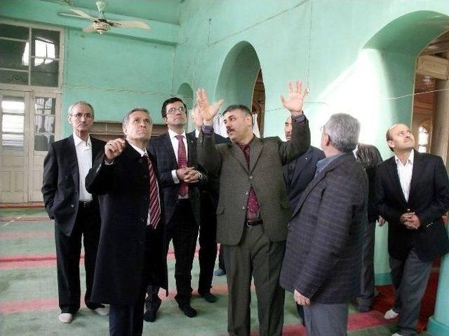 Salihli’nin Yıldız Camii Restore Edilecek