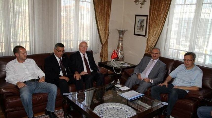 Bursa Gazeteciler Cemiyeti'nden Vali Karaloğlu&rsquo;na Ziyaret