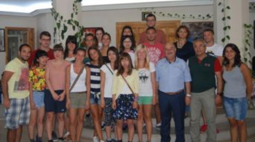 Uluslararası g&ouml;n&uuml;ll&uuml; &ccedil;alışma kampı Didim'de