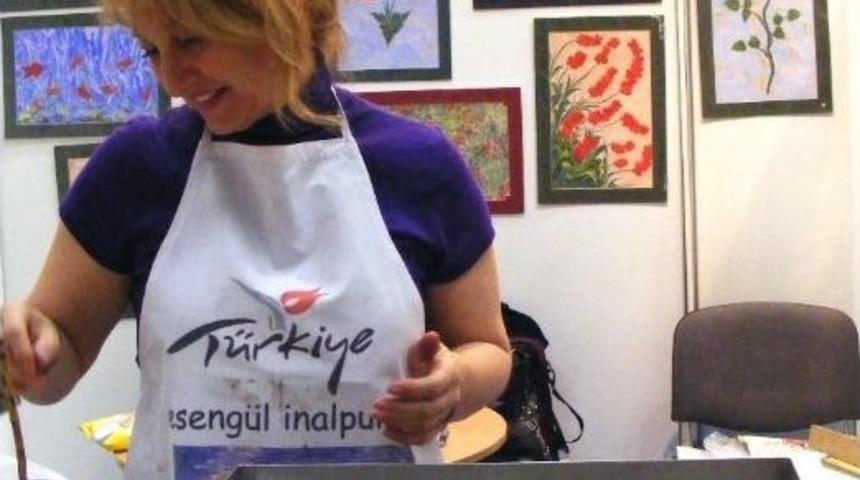 İnalpulat'ın Ebru Sergisi Karaburun'u Renklendirecek