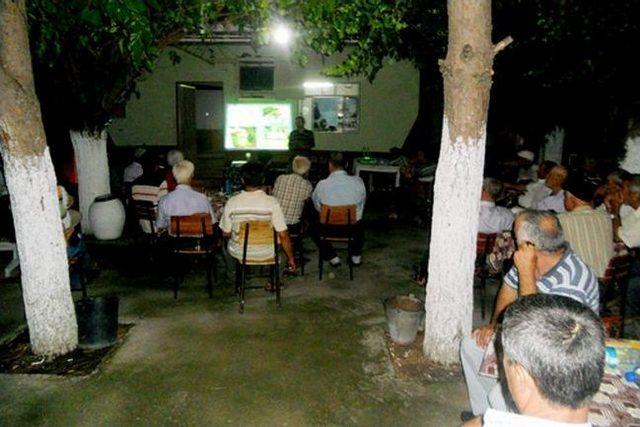 İncirliovalı Zeytinciye Tuzak Kullanımı Anlatıldı