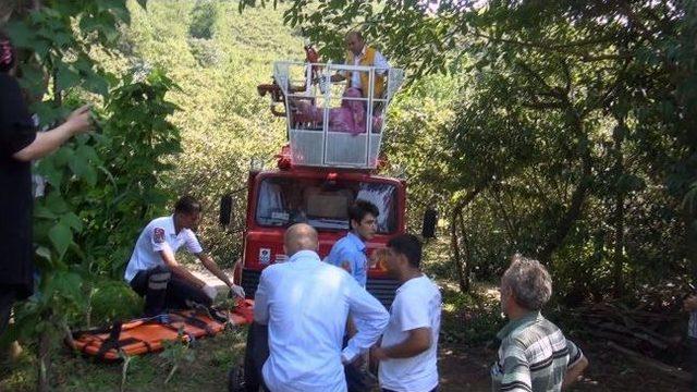 Trabzon’da Kalça Protezi Çıkan Talihsiz Kadının İmdadına İtfaiye Yetişti