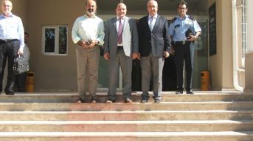 İl Emniyet M&uuml;d&uuml;r&uuml; &Ouml;z&uuml;doğru&rsquo;dan Osmaneli Kaymakamı &Ccedil;akıcı&rsquo;yı Ziyaret