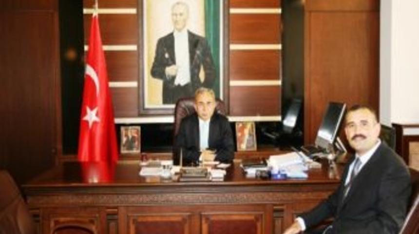 S&ouml;ğ&uuml;tl&uuml; Kaymakamı &Ouml;nder Bozkurt G&ouml;revine Başladı