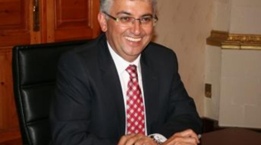 Kars Valisi Ey&uuml;p Tepe&rsquo;nin 30 Ağustos Mesajı