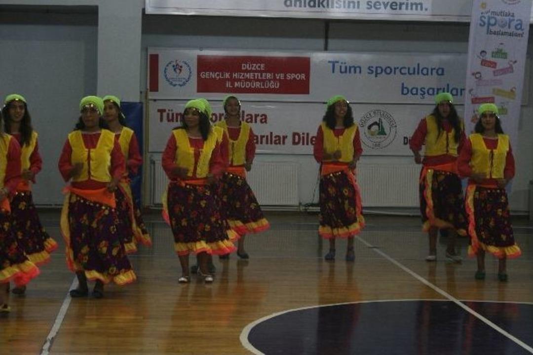 D&uuml;zce&rsquo;de Yaz Spor Okulları Kapanış T&ouml;reni Yapıldı