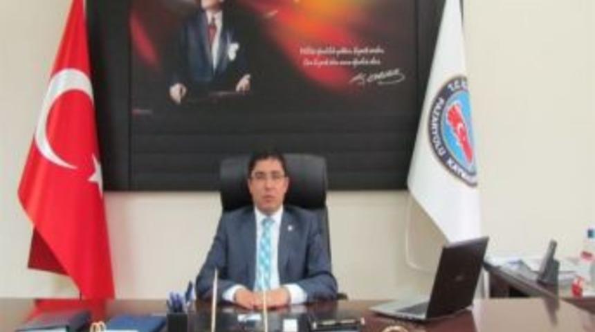 Pazaryolu Kaymakamı Ayhan Terzi G&ouml;revine Başladı
