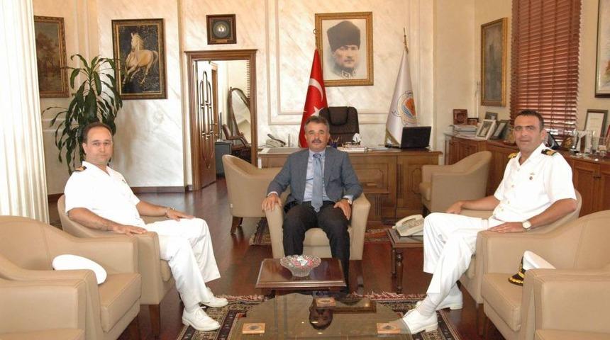 TCG Fatih  Gemi Komutanları B&uuml;y&uuml;kşehir Belediyesi'nde