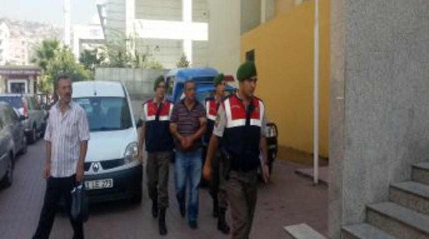 Jandarma Uygulamasında El Yapımı Silahla Yakalandı