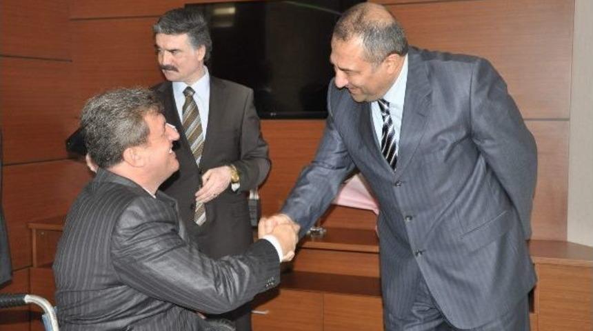 Başkan Adayı Din&ccedil;&rsquo;ten, Zonguldak Valisi Kaban&rsquo;a Ziyaret