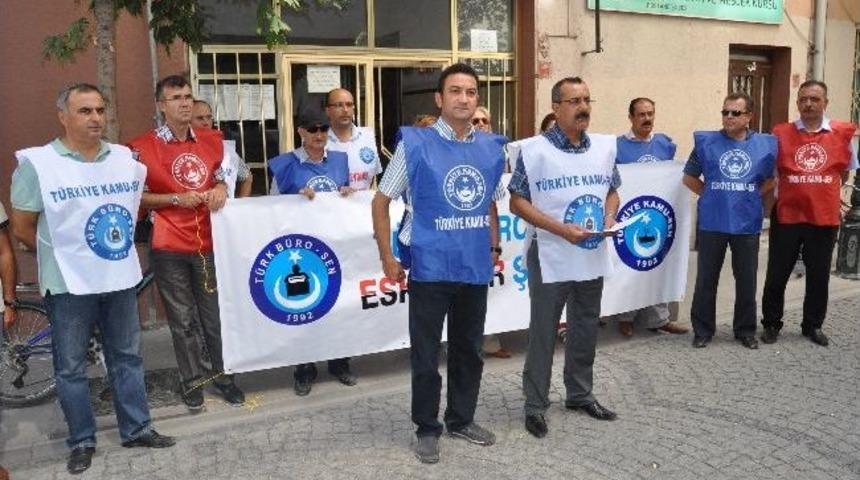 İşkur &Ouml;n&uuml;nde Eylem