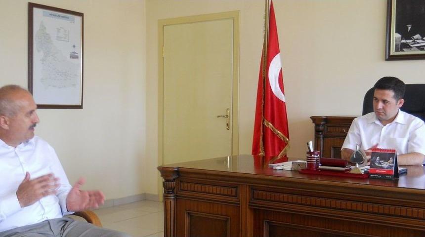 Akyazı&rsquo;nın Yeni Kaymakamı Ballı SAGİAD&rsquo;ı Ağırladı