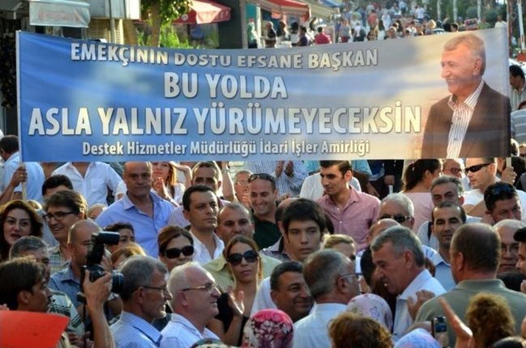 Miting Gibi Adaylık A&ccedil;ıklaması