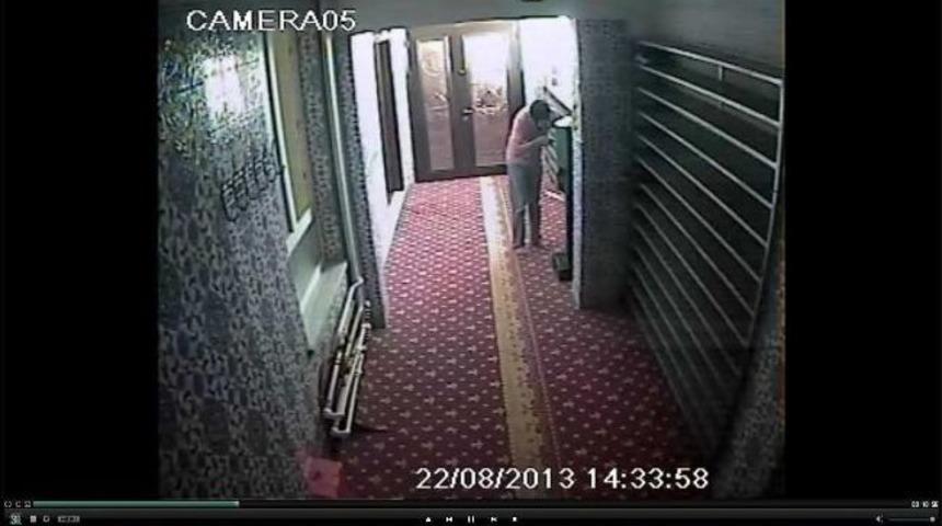 &Ouml;nce Soydu Sonra Polise Yardım Etti