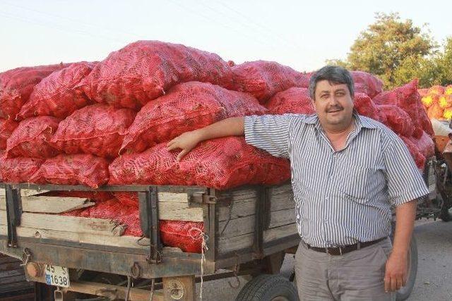 Saruhanlı'da Biber Üretiminde Fiyat Sıkıntısı