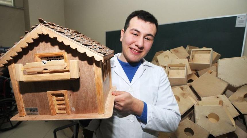 Kuşların Yuvası Engelli &Ouml;ğrencilerden