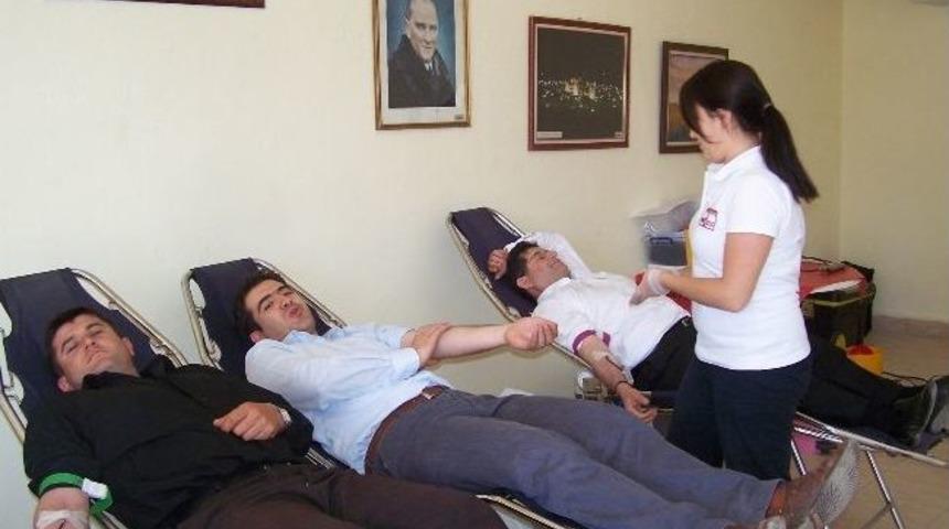 Korkuteli&rsquo;nde 41 &Uuml;nite Kan Bağışı