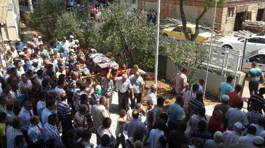 K&ouml;pr&uuml;başı Ebru'ya Ağlıyor