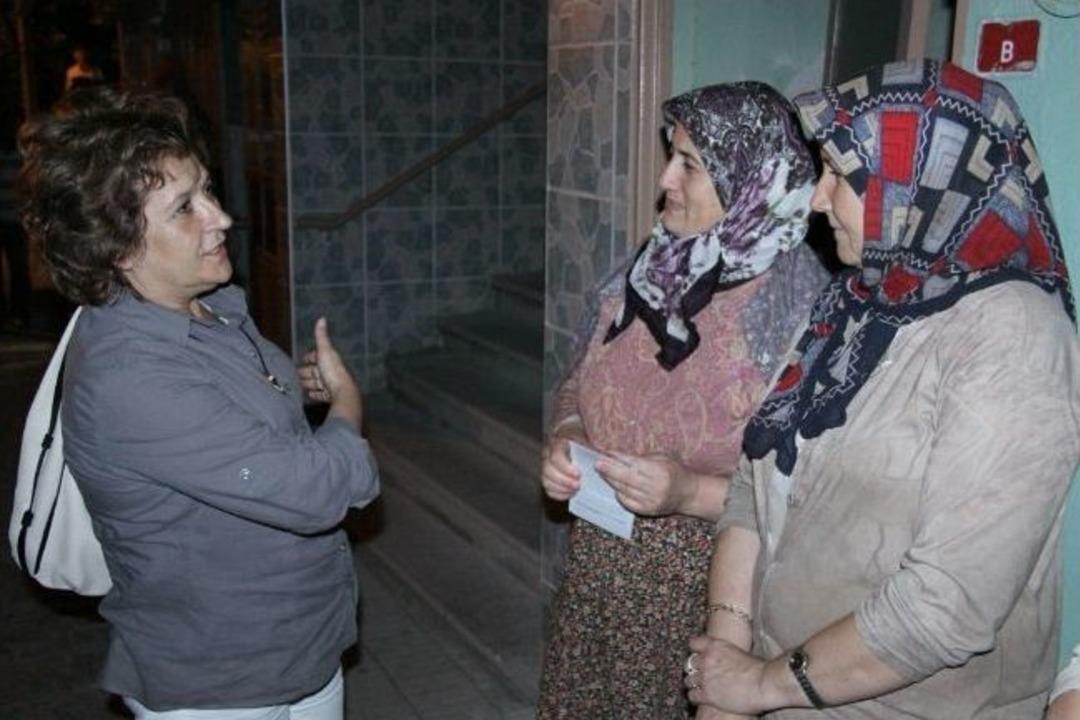 Chp'li Vekillerin Bergama &Ccedil;ıkartması