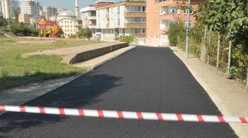 Asfaltlama &Ccedil;alışmaları S&uuml;r&uuml;yor