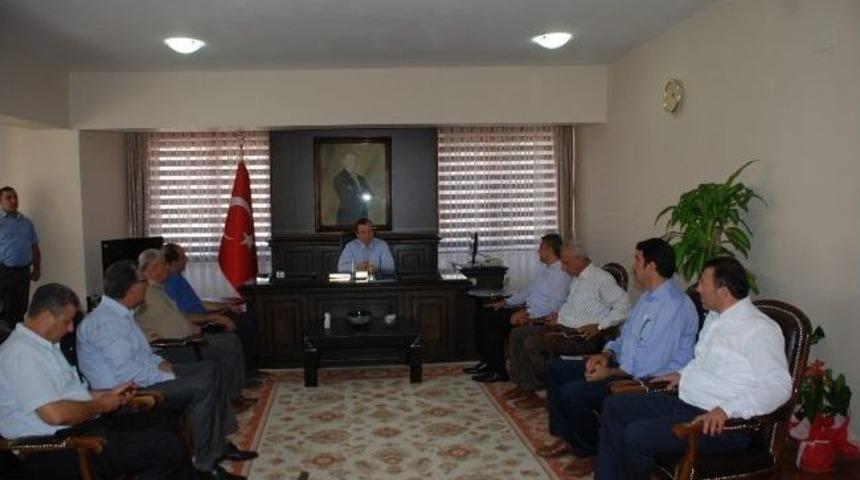 Ak Parti'li &Ouml;nt&uuml;rk Kırıkhan&rsquo;da