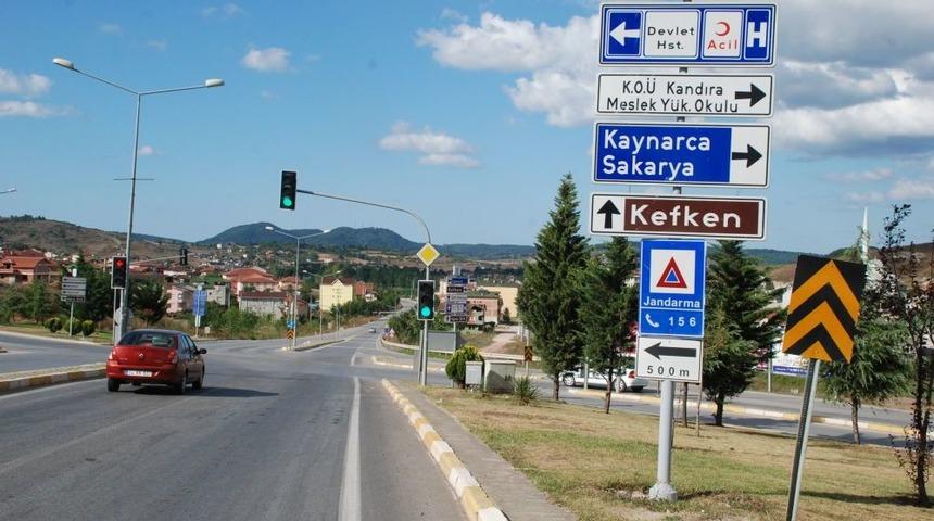 Kandıralılar, Kazaların Yaşandığı Kavşakta B&ouml;l&uuml;nm&uuml;ş Yol Istiyor