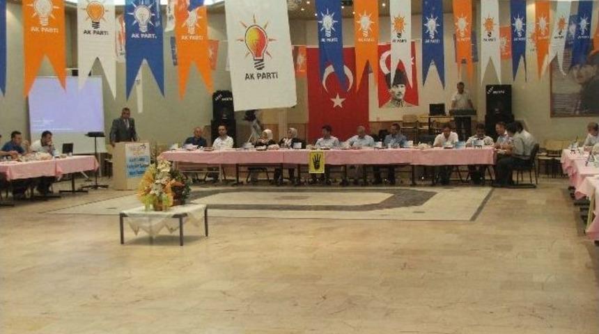 Ak Parti Gen&ccedil;lik Kolları 4'nc&uuml; İstişare Toplantısı Osmaneli'de Yapıldı