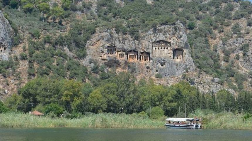 Kral Mezarları İ&ccedil;in Yeni Proje Talebi