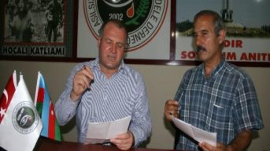 Ermeni Ayinine Doğru