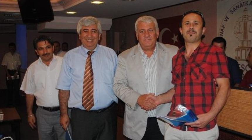 İzmirli Berberlere İşg&uuml;venliği Dersi Verildi