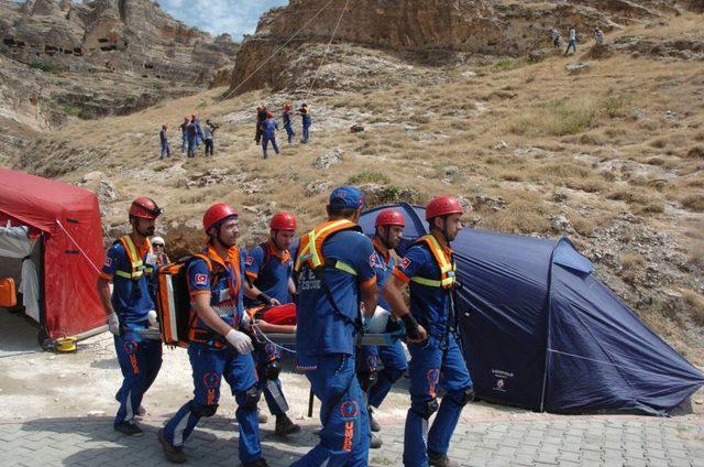 Hasuni Mağaraları'nda Gerçeği Aratmayan Tatbikat