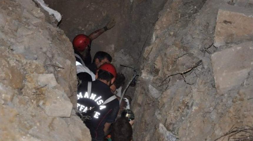 Manisa'da İnşaat Şefi G&ouml;&ccedil;&uuml;k Altında Kaldı