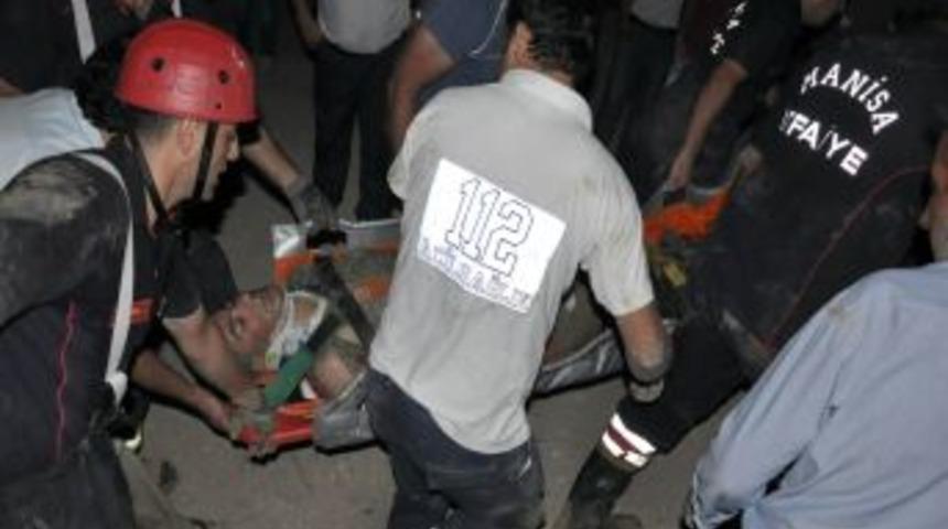 Atık Su Tahliye Hattını Kontrol Ederken Toprak Altında Kaldı