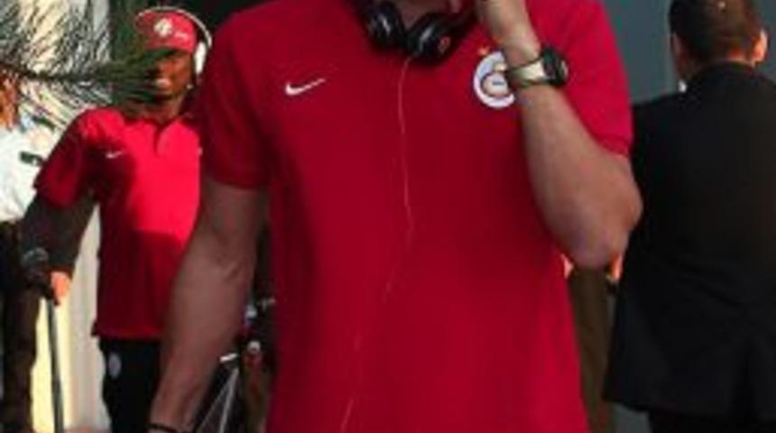 Galatasaray, 3. Hafta Ma&ccedil;ı I&ccedil;in Eskişehir'e Geldi