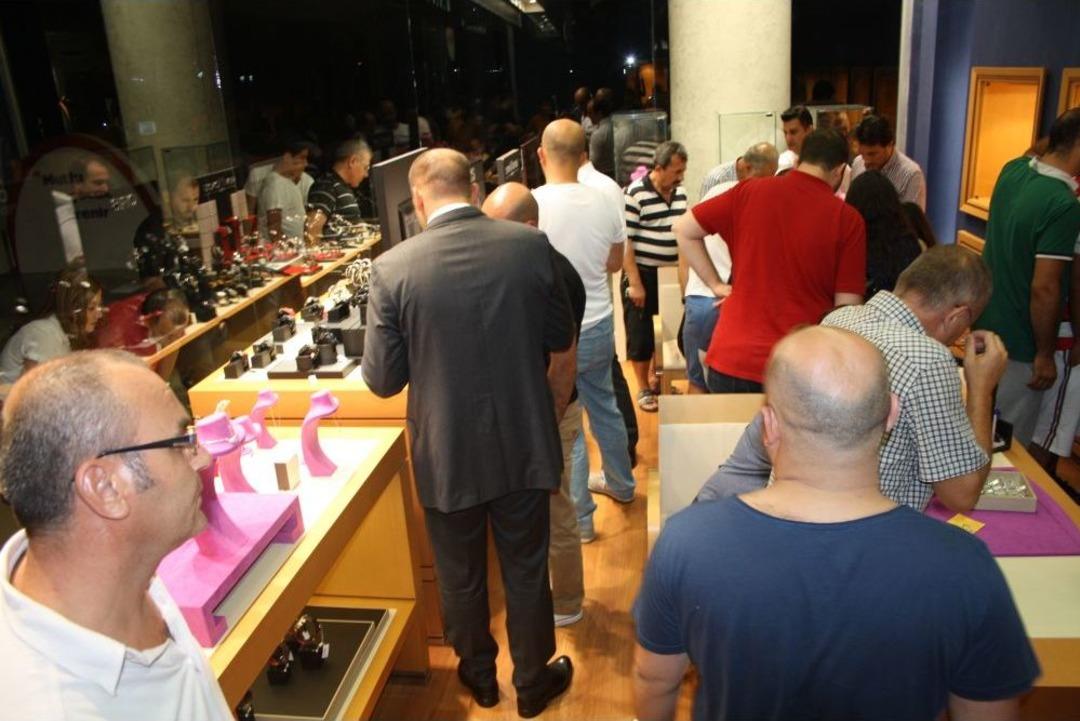 Sabahın beşinde ucuz altın kuyruğu