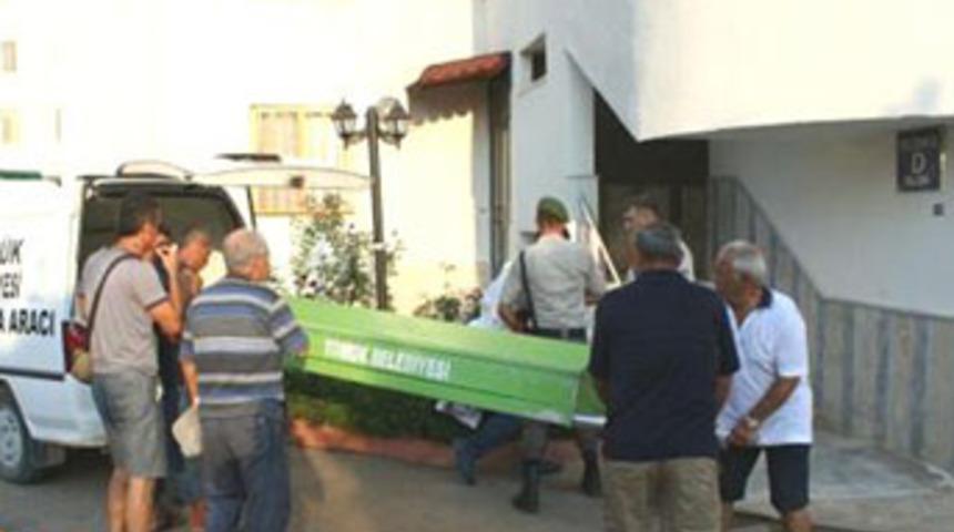 40 yıllık eşini vurup intihar etti