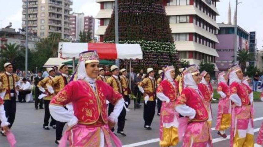 Adana'da Zafer Bayramı Coşkusu