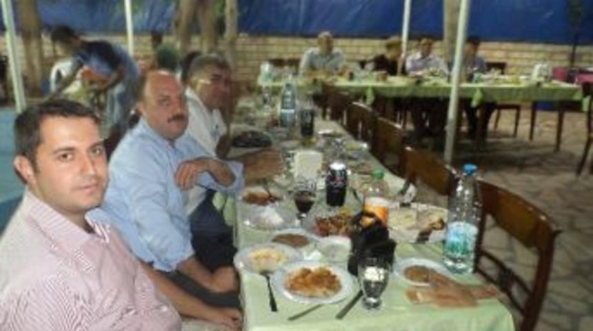 Silvan Malm&uuml;d&uuml;resine Veda Yemeği