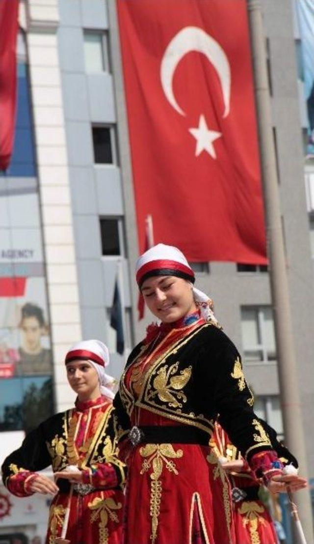 Samsun’da Zafer Bayramı Coşkuyla Kutlandı