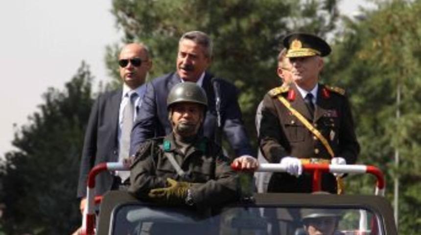 Diyarbakır&rsquo;da Stinger F&uuml;zeli Zafer Bayramı Kutlaması