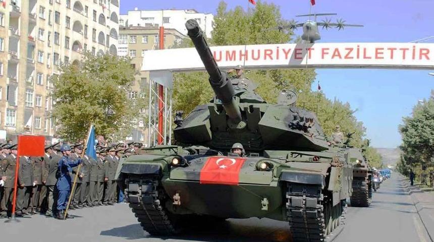 30 Ağustos Zafer Bayramı Kutlamalarında En &Ccedil;ok Alkışı Komandolar Aldı