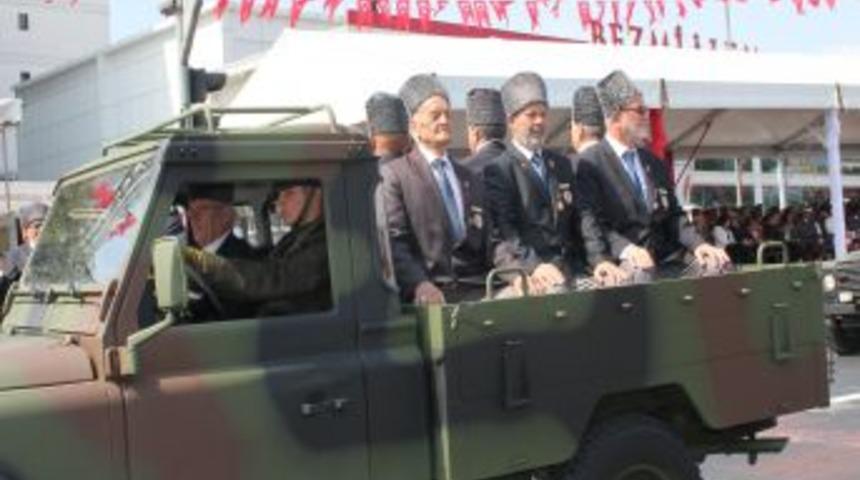 Vatan Caddesi&rsquo;nde Zafer Bayramı T&ouml;reni