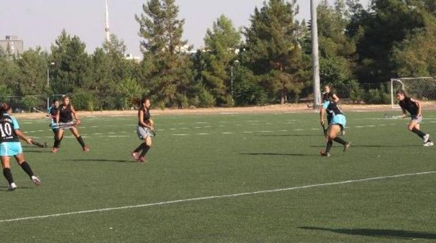 A&ccedil;ık Alan Hokey S&uuml;per Lig 2&rsquo;nci Etap M&uuml;sabakaları Başladı