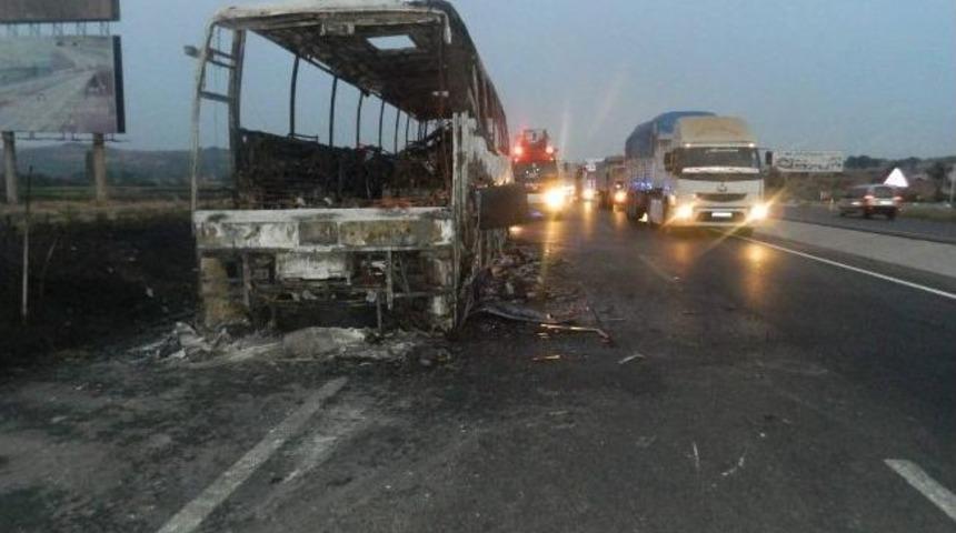 Didim'den Yola &Ccedil;ıkan 33 Yolcu &Ouml;l&uuml;nden D&ouml;nd&uuml;