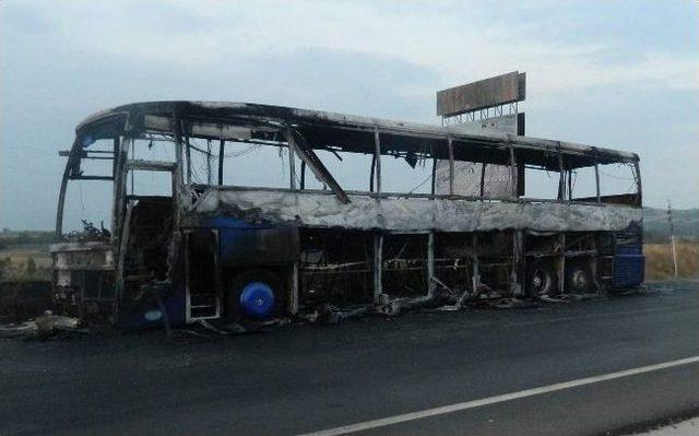 Didim'den Yola Çıkan 33 Yolcu Ölünden Döndü